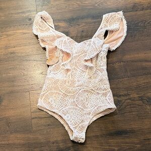 Lace body suit